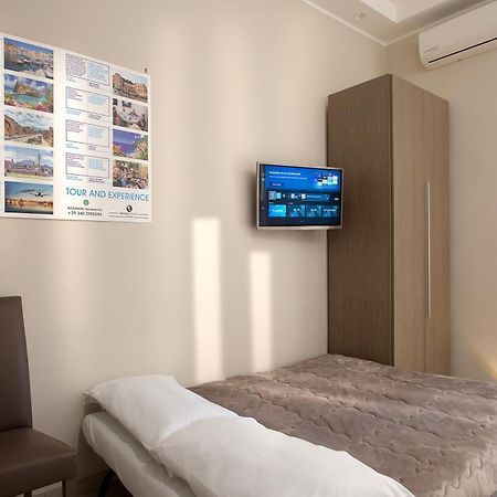 Bed and Breakfast Residenza Suarez Napoli Esterno foto
