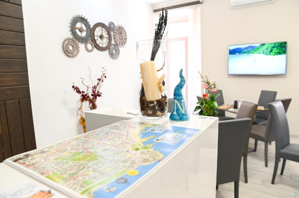 Bed and Breakfast Residenza Suarez Napoli Esterno foto