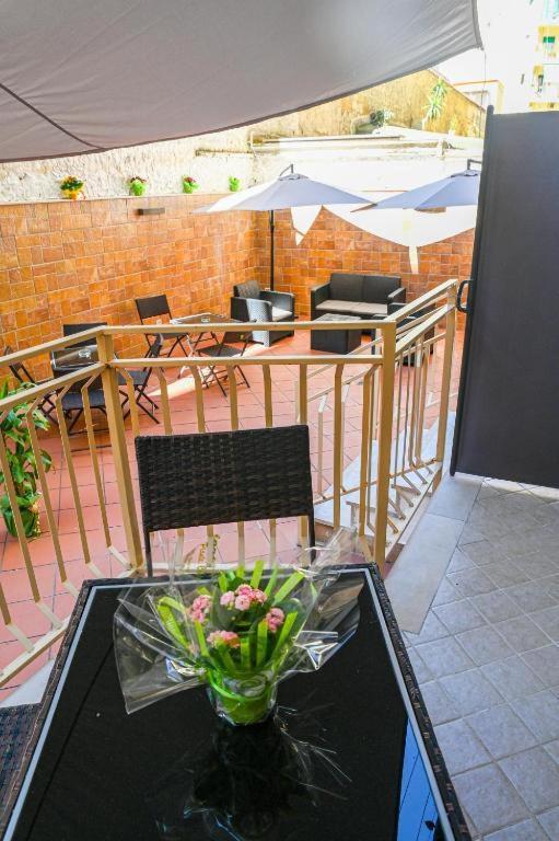 Bed and Breakfast Residenza Suarez Napoli Esterno foto